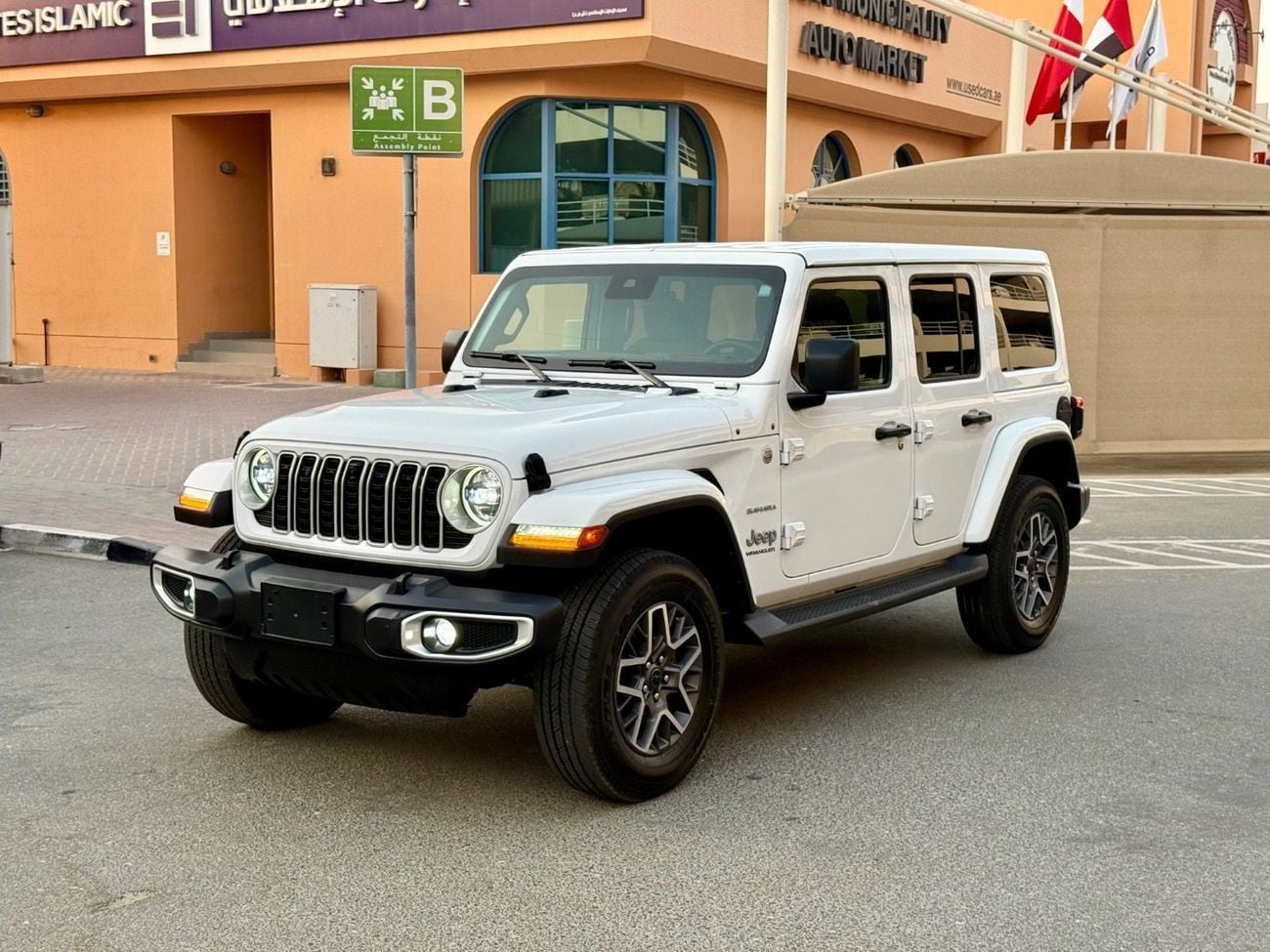 Jeep Wrangler Unlimited Sahara 3.6L A/T (5 Seater) 2023 Sahara 3.6L EDITION FULL OPTION JUNGLE TRAIL 4x4 3.6L CANADA SPEC