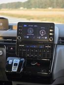 Hyundai Staria LUXURY 2022 GCC Specs - V6 3.5L - 9-Seater VIP Edition - Good condition