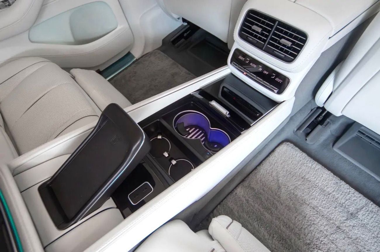 Mercedes Maybach GLS600 Maybach MERCEDES BENZ GLS600 MAYBACH  2023 36,000 km