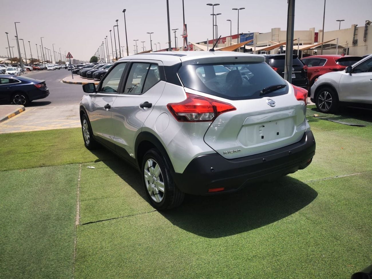 Nissan Kicks S 1.6L