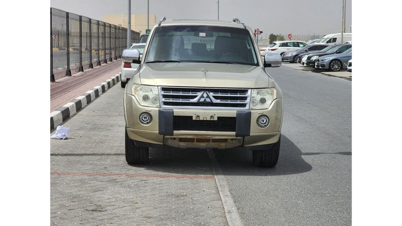 ميتسوبيشي باجيرو ميتسوبيشي باجيرو ٣.٨