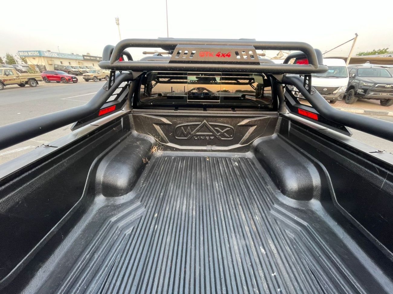 Toyota Hilux 2021 Toyota Hilux Revolution Edition Off road Package Full Option - 2.7L V4 AWD 4x4 - Full Bullbar A