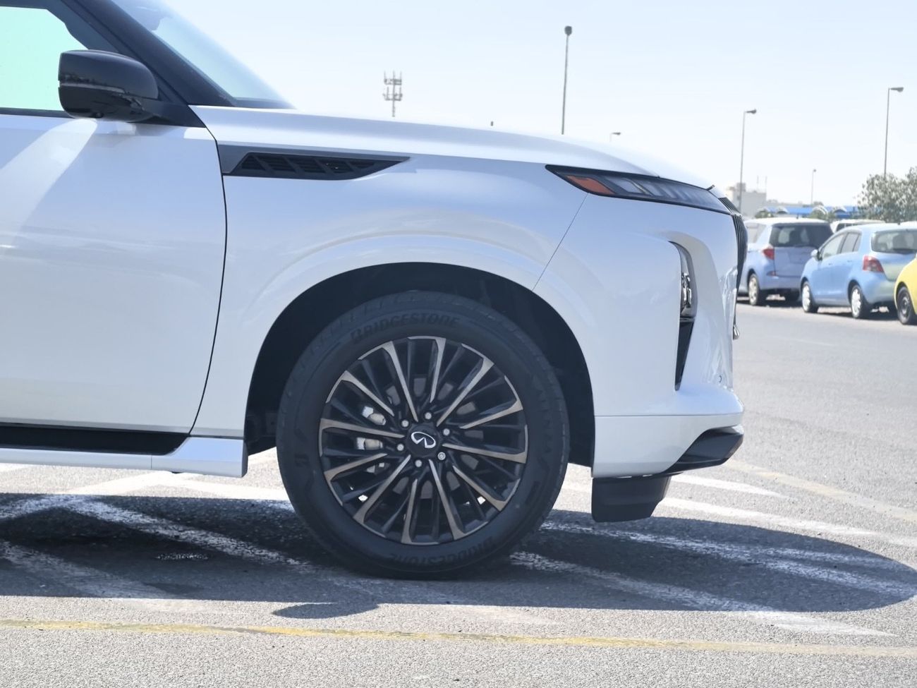 Infiniti QX80 Autograph Captain Chairs 3.5L 2025 INFINITY QX80 3.5L AUTOGRAPH FULL OPTION