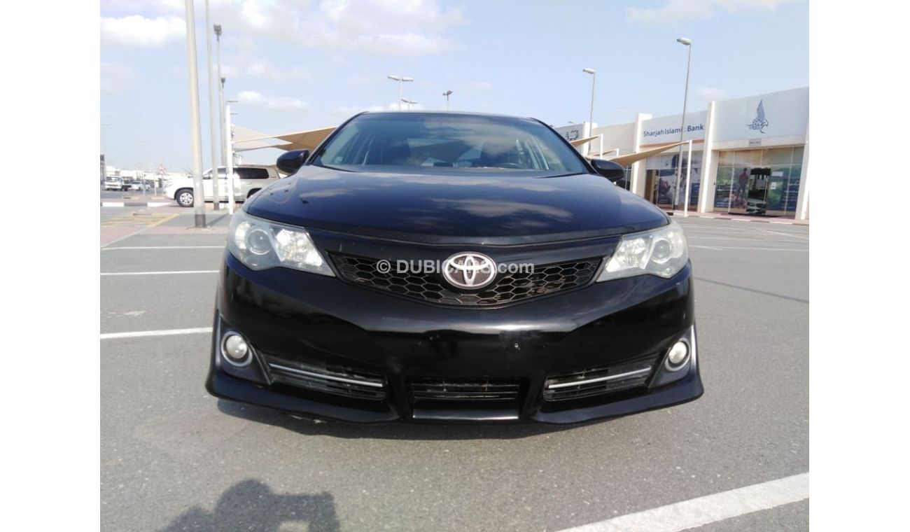 تويوتا كامري تويوتا كامري ٢٠١٣ بحالة ممتازة للبيع