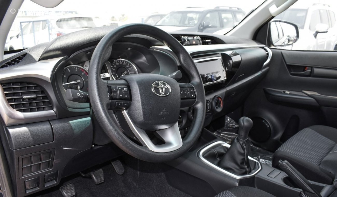 Toyota Hilux Diesel  M/T  4WD