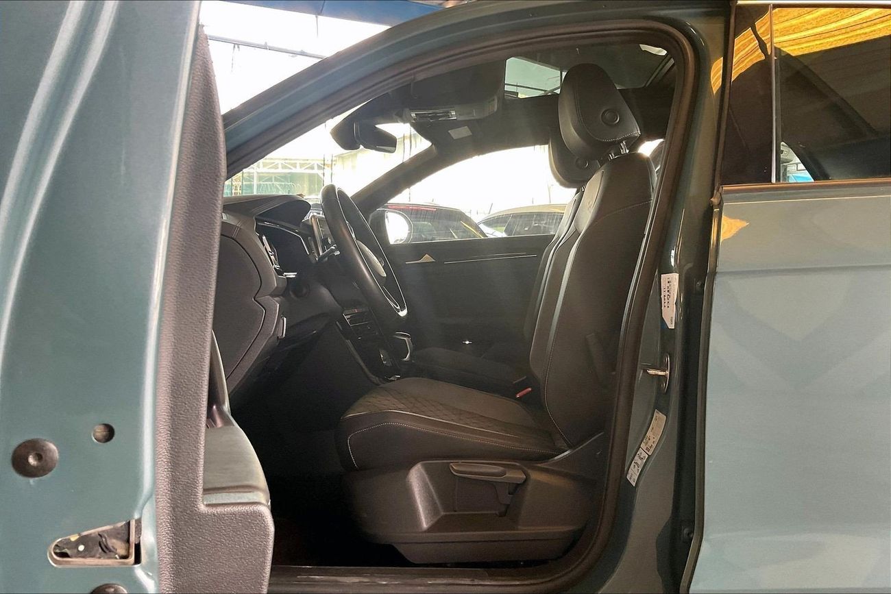 فولكس واجن T ROC R-Line | شامل الضمان | 0 ﺪﻔﻋﺓ ﺃﻮﻟﻯ