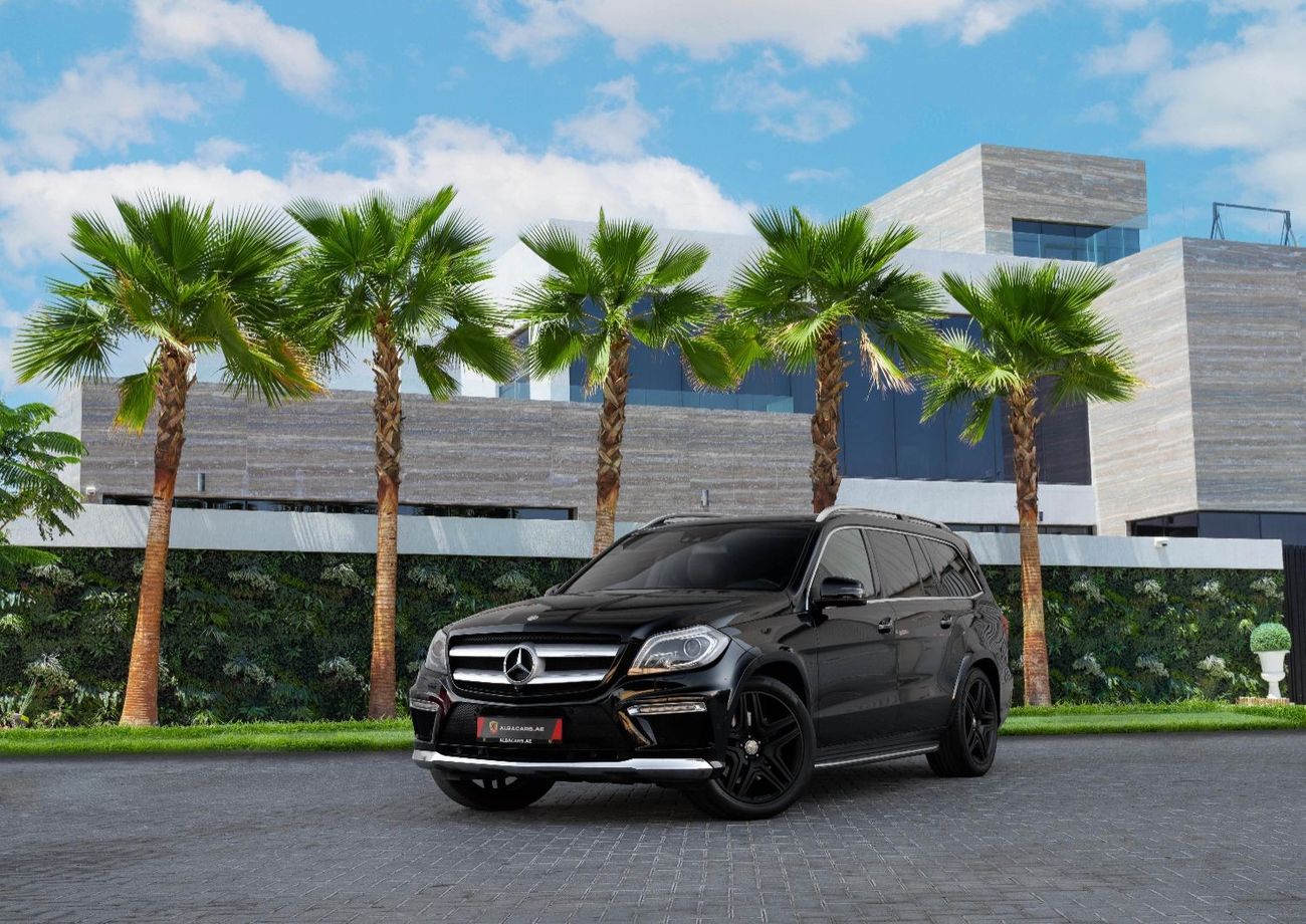Mercedes-Benz GL 500 Std 500 AMG | 3,069 P.M (3 Years)⁣ | 0% Downpayment | Under Warranty!