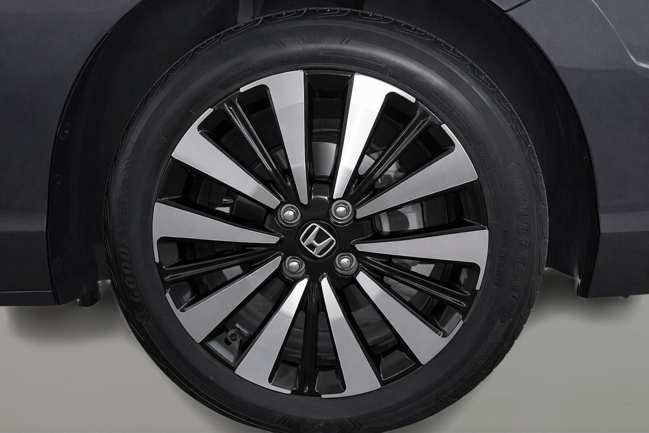 هوندا سيتي LX SPORT كارس24 هي سوق ضخم للسيارات المستعملة موثوق ومضمون ٪كارس24 هي سوق ضخم للسيارات المستعملة موثوق ومضمون