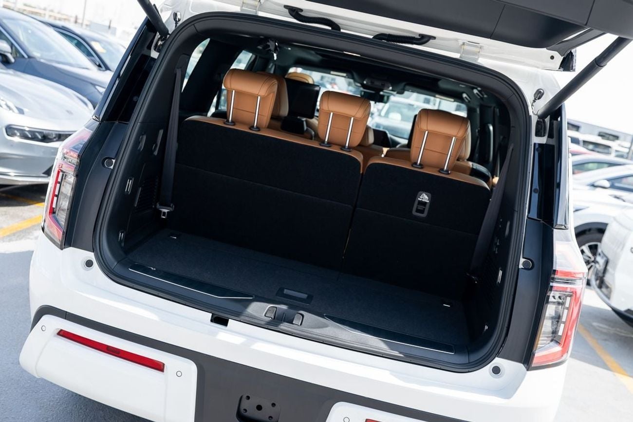 نيسان باترول LE Platinum City 3.5L 2026 - Black Roof