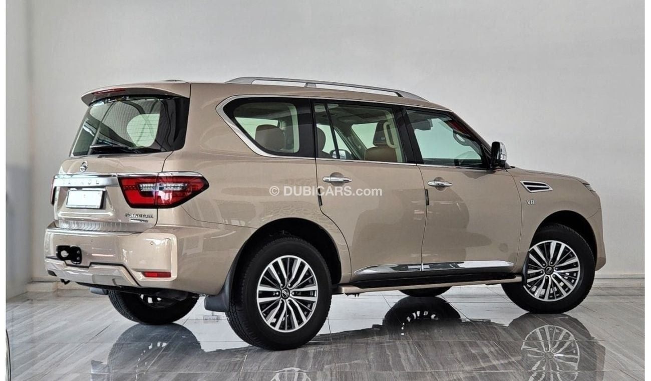 Nissan Patrol LE PLATINUM CITY 5.6L-8CYL-400HP PLATINUM RADAR EXCELLENT CONDITION GCC SPECIFICATION