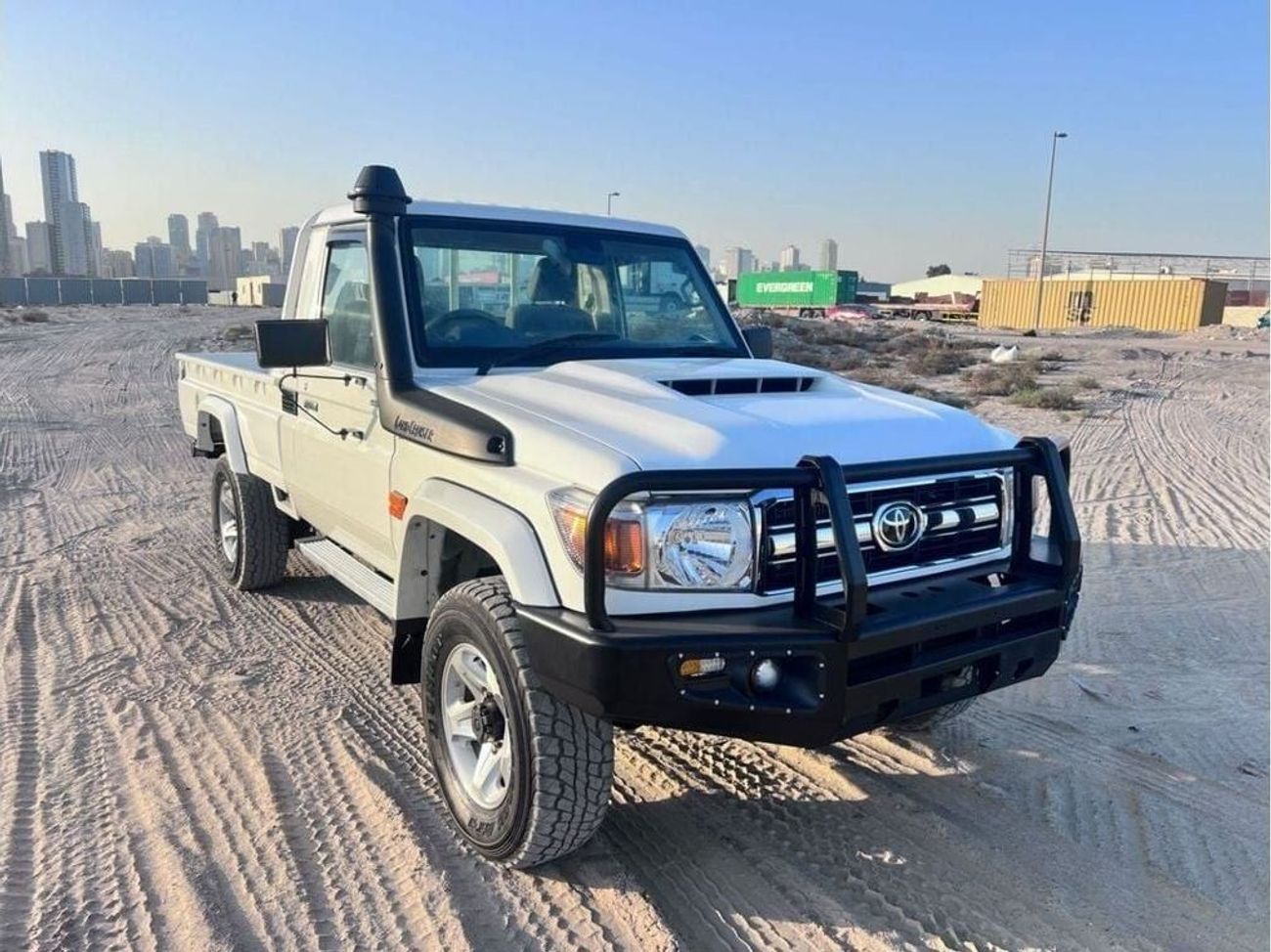 تويوتا لاند كروزر بيك آب Diesel 4.5 Liter Right Hand Drive Single Cab Manual Gear 1VD Engine