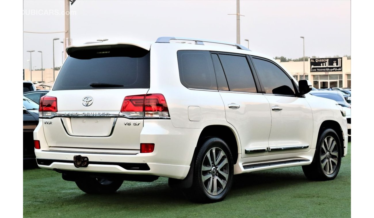 Toyota Land Cruiser VXR