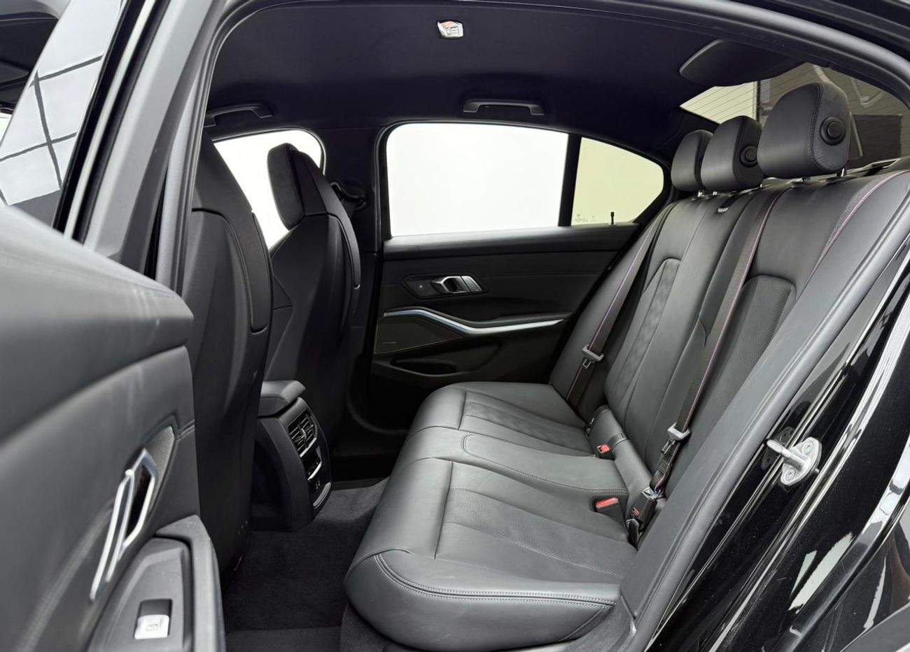 BMW M3 2025 BMW M3 Competition, 2029 BMW Warranty + Service Pack, Very Low Km, Fully Loaded, GCC