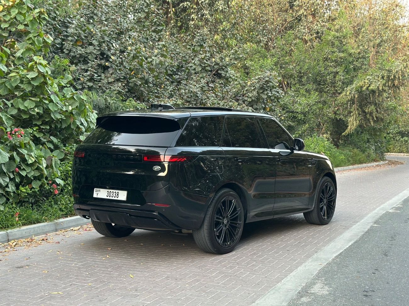 Used Land Rover Range Rover Sport Dynamic HSE D350 3.0L | V6 350 HP ...