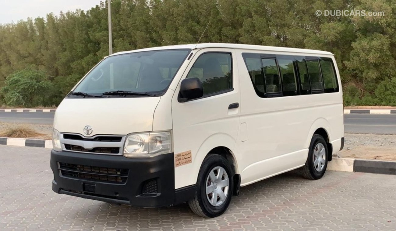 Toyota Hiace Toyota Hiace 2013 14 Seats Ref# 486