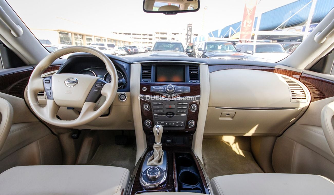 نيسان باترول LE V8