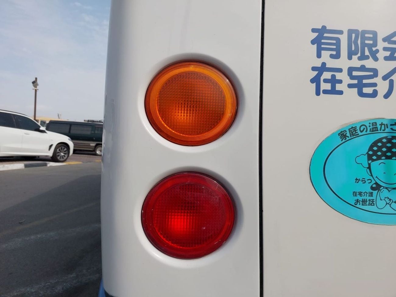 ميتسوبيشي روزا (RAMADAN OFFER) MITSUBISHI ROSA BUS RHD 2003 MODEL 5.2 L DIESEL MANUAL(PM00111)