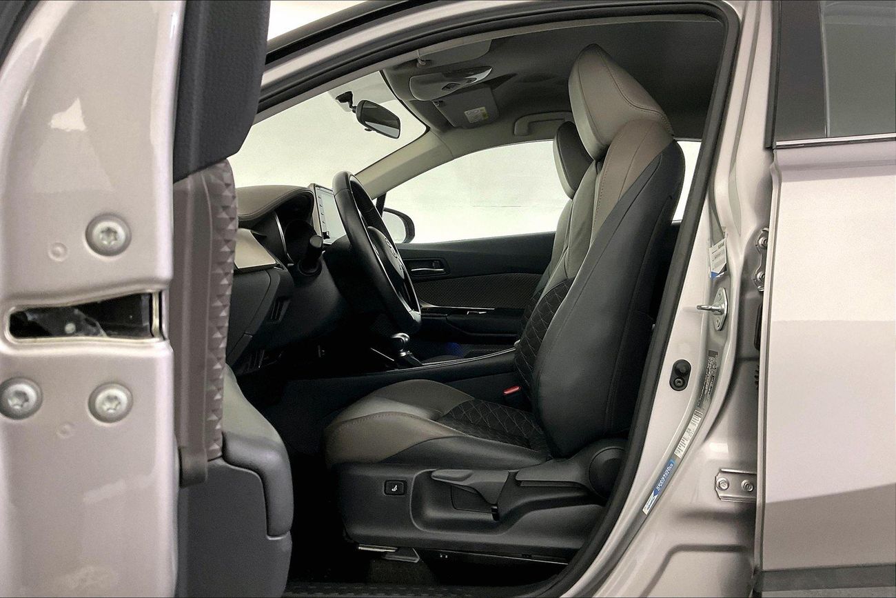 Toyota CHR VX | Guaranteed Warranty | 0 Down Payment