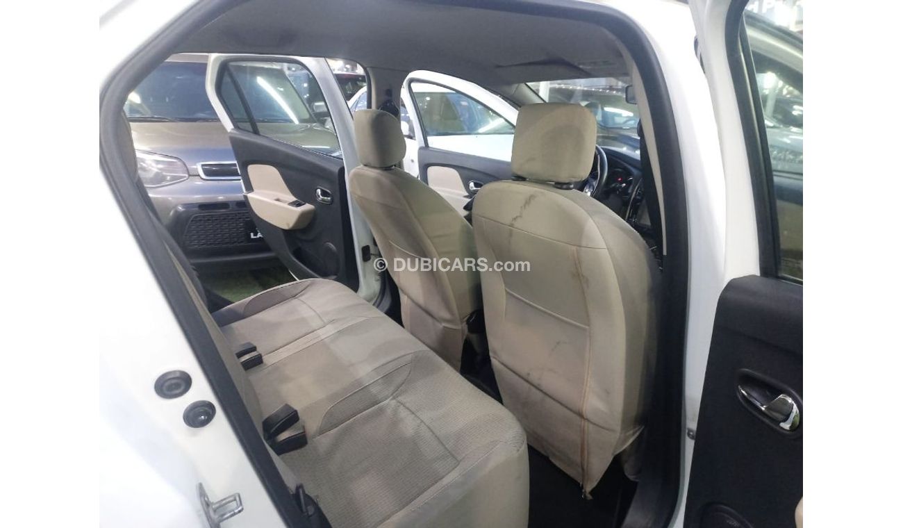 رينو سيمبول راينو  سمبول  خليجي 2017رنجات  وحساسات  لاتحتاج الي مصاريف بحاله ممتازه