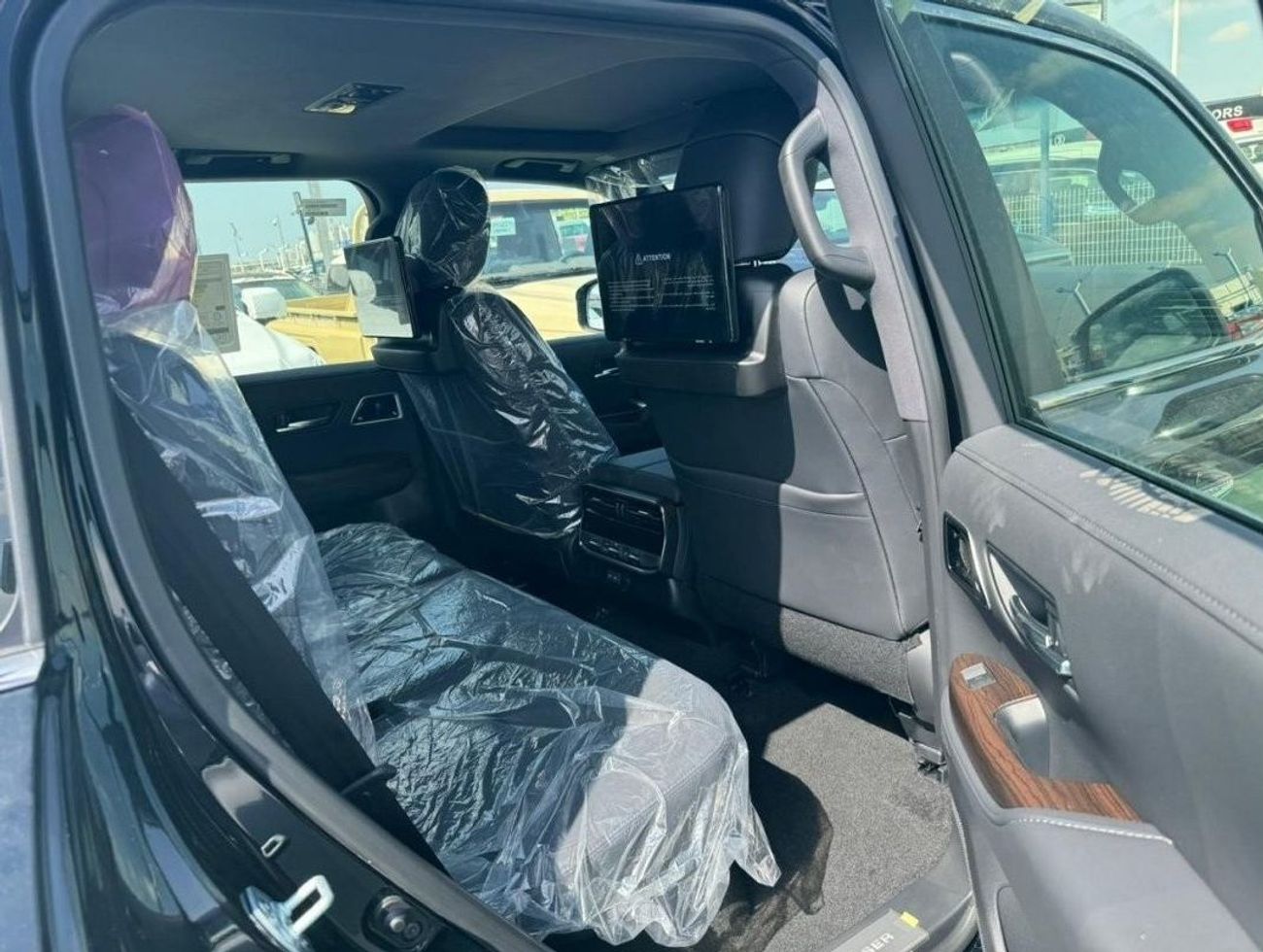 Toyota Land Cruiser VXR 3.5L