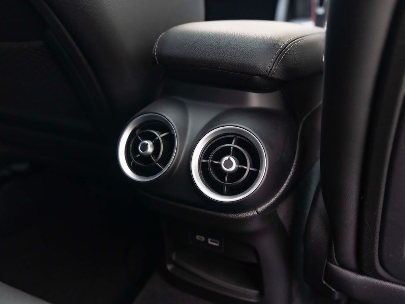 ألفا روميو ستيلفيو Veloce