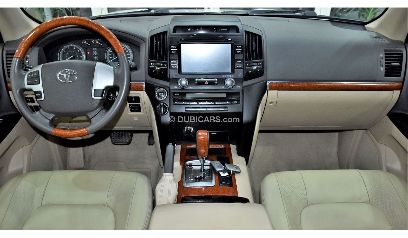 تويوتا لاند كروزر EXCELLENT DEAL for our Toyota Land Cruiser GXR ( 2013 Model ) in White Color GCC Specs