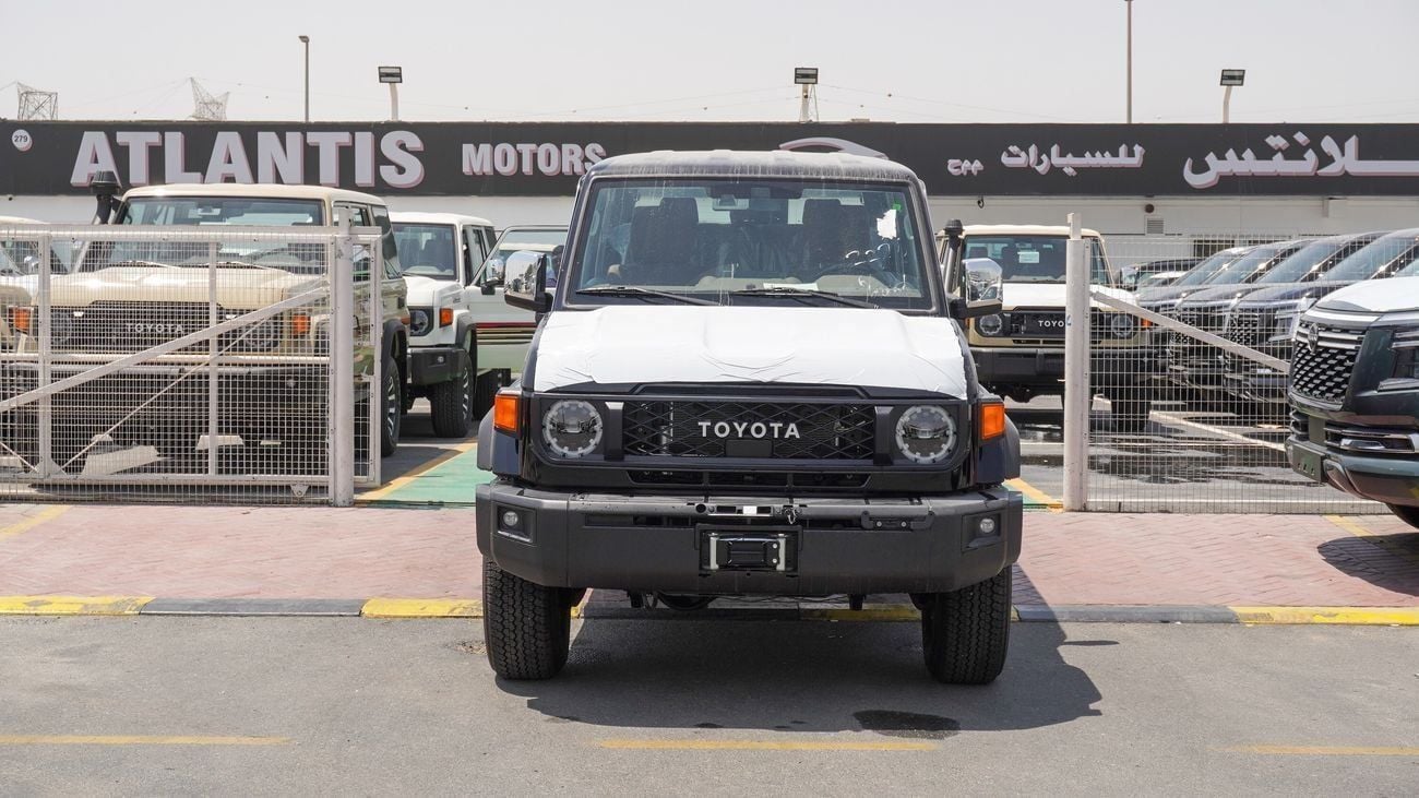 Toyota Land Cruiser 70 HT VXR LX 4.0L V6 A/T
