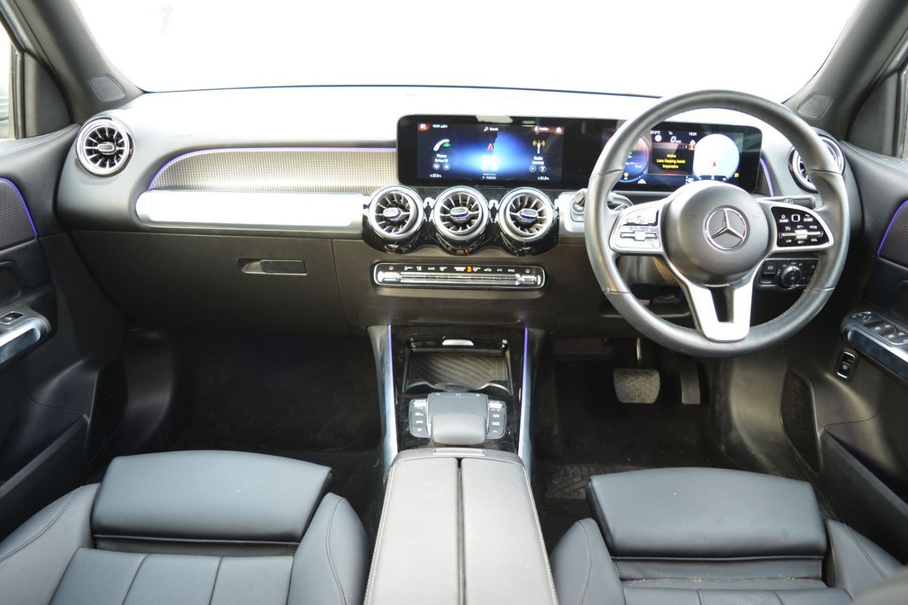 Mercedes-Benz GLB 200