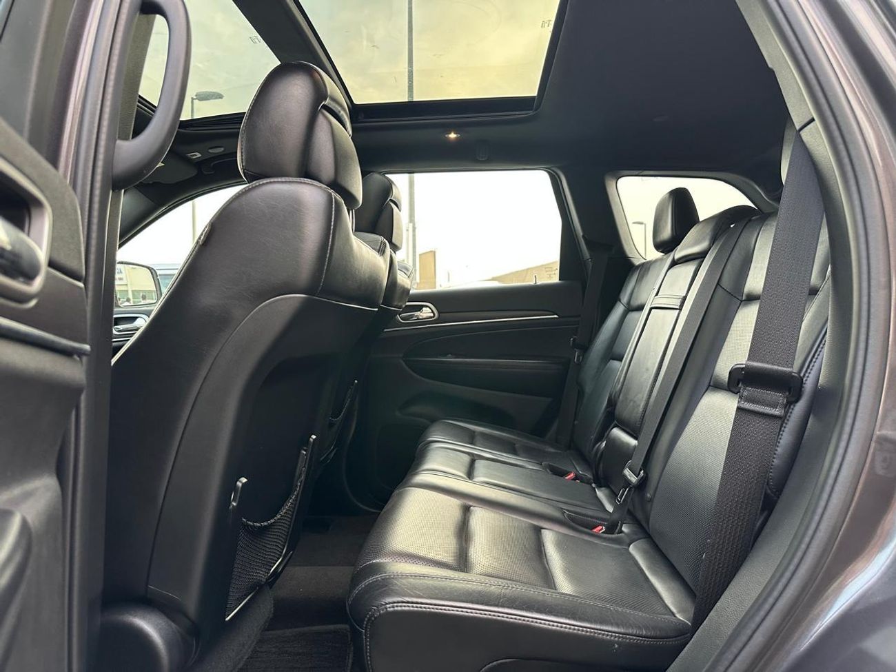 جيب جراند شيروكي Jeep Grand Cherokee Limited-GCC_2018_Excellent condition_Full specifications