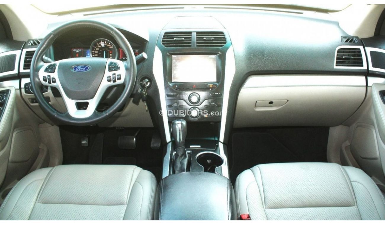 فورد إكسبلورر XLT فورد اكسبلورر 2015 فل ابشن خليجي بحالة ممتازة بدون حوادث صبغ وكالة