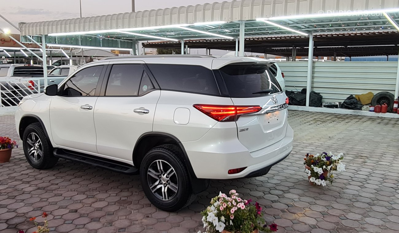 Toyota Fortuner GXR