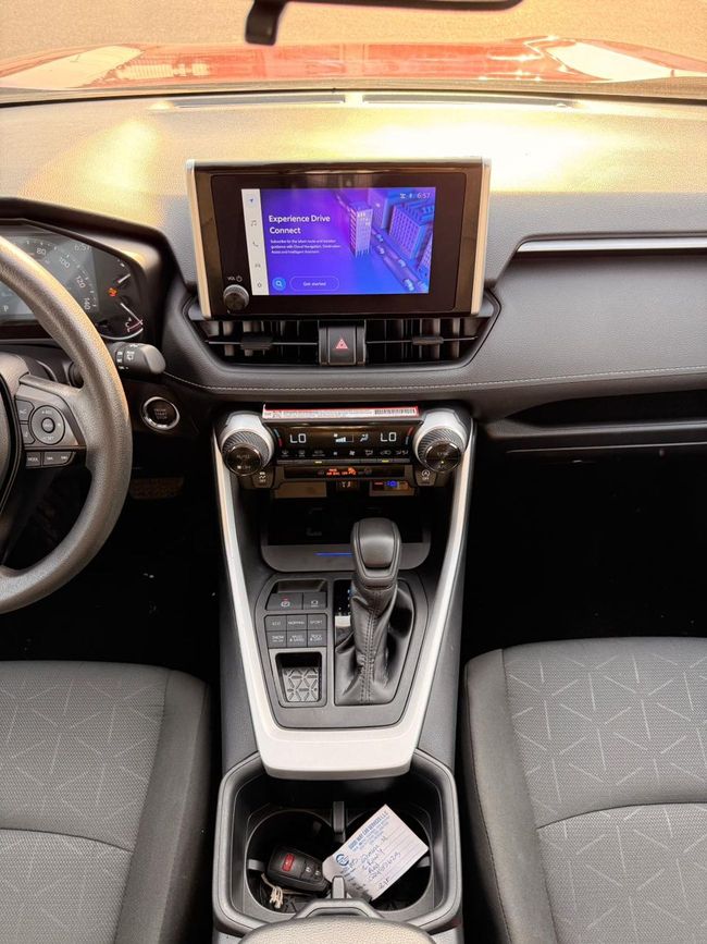 Toyota RAV4 XLE, миниатюра 29