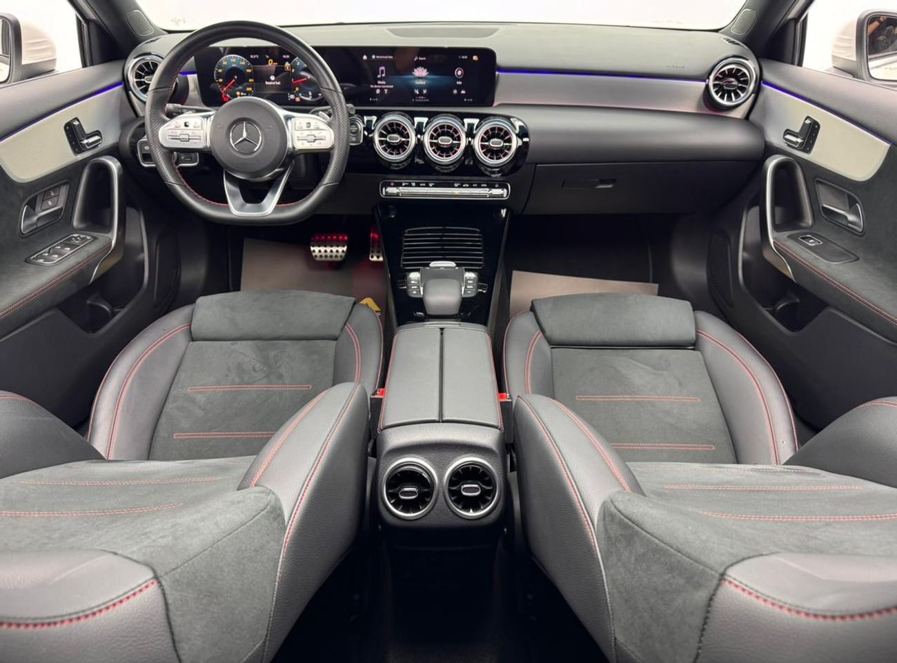 مرسيدس بنز A 200 AMG 2023 Mercedes-Benz A200 AMG, 2027 Mercedes Warranty, Mercedes Service History, GCC