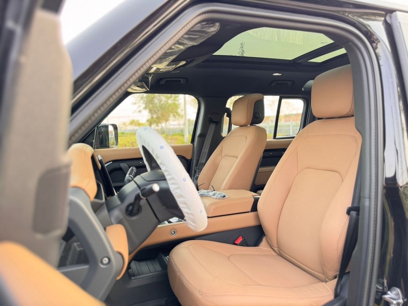 لاند روفر ديفندر P400 110 HSE 3.0L (5 Seater)