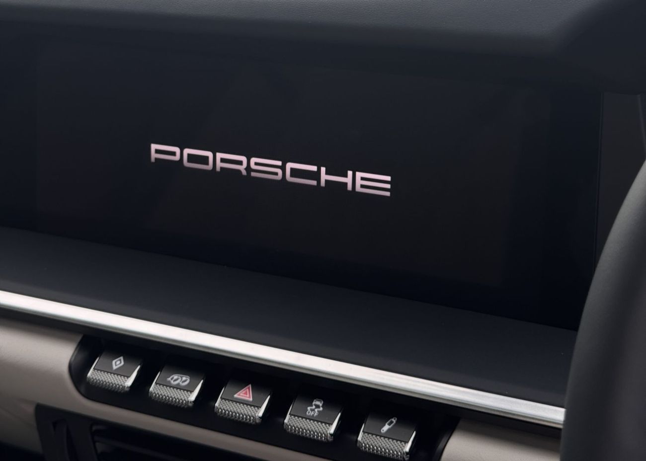 بورش 911 Carrera 3.0L (444 HP) Coupe RIGHT HAND DRIVE