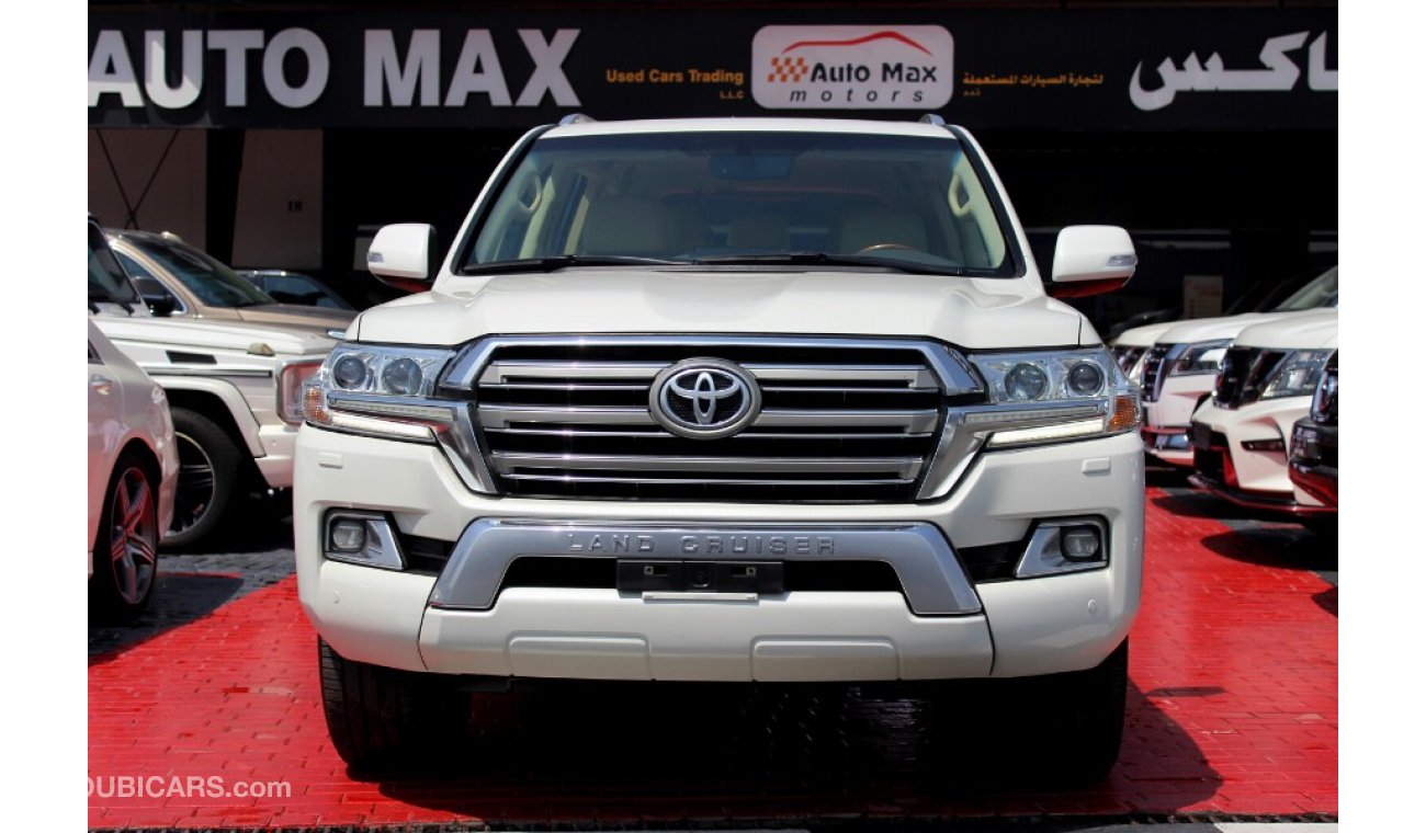 Toyota Land Cruiser (2017) GXR V8 5.7, GCC