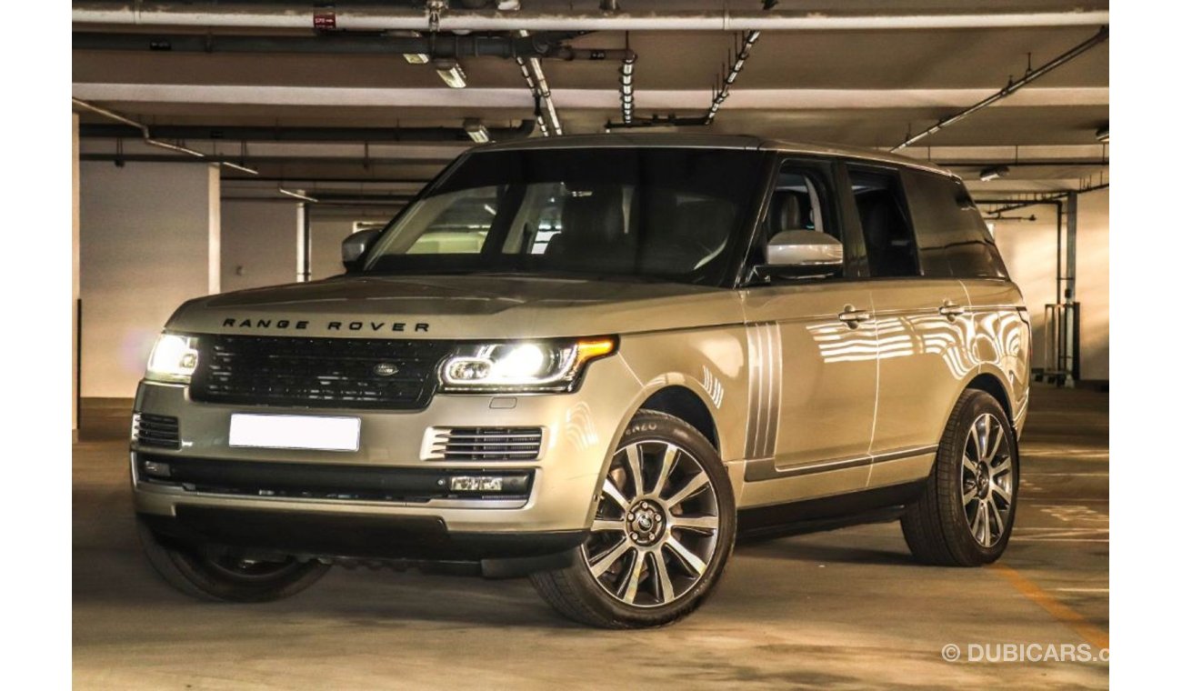 Land Rover Range Rover Vogue SE Supercharged Range Rover Vogue SE (V8 Supercharged) 2014 ORIGINAL PAINT GCC