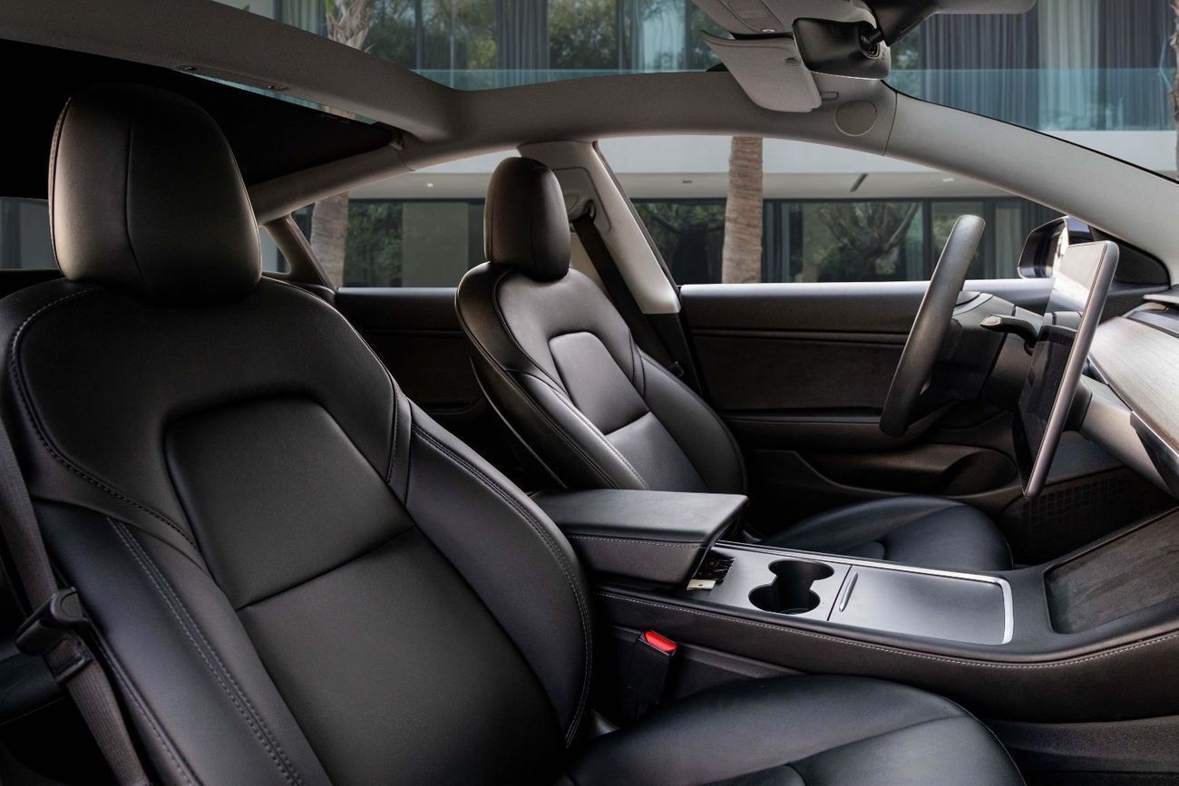 Tesla Model 3 Long Range | Dual Motor AWD | 1,762 P.M  | 0% Downpayment | Immaculate Condition!