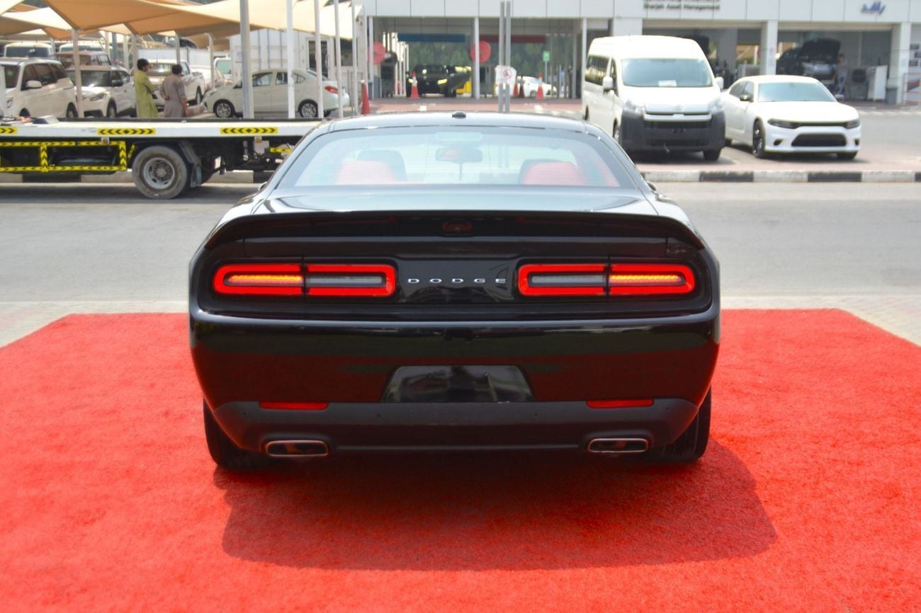 Dodge Challenger SRT HELLCAT REDEYE WIDEBODY GT 3.6L DOUBLE COLOR BLACK & WHITE
