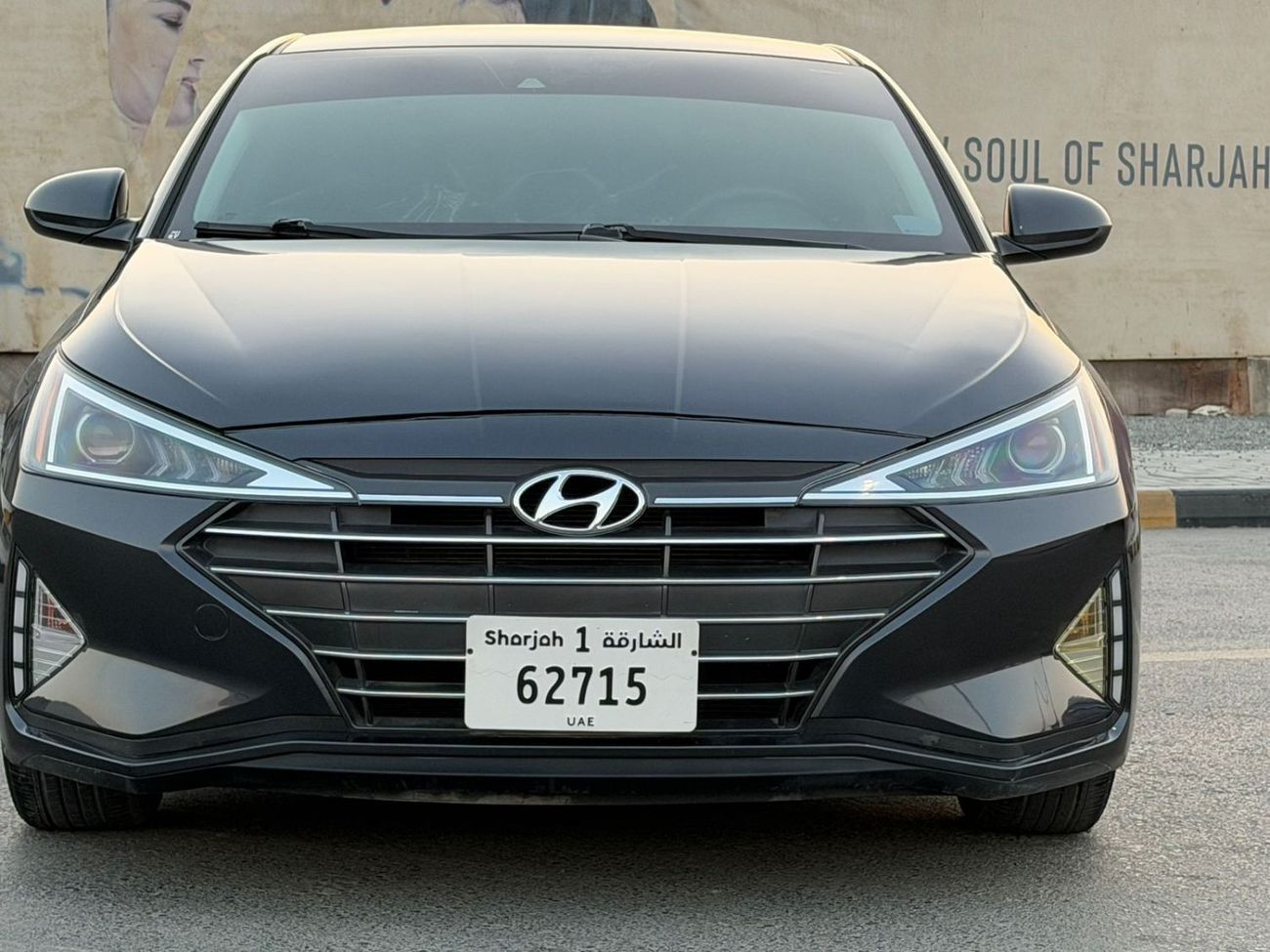 هيونداي إلانترا فخامة وأداء بحالة ممتازة