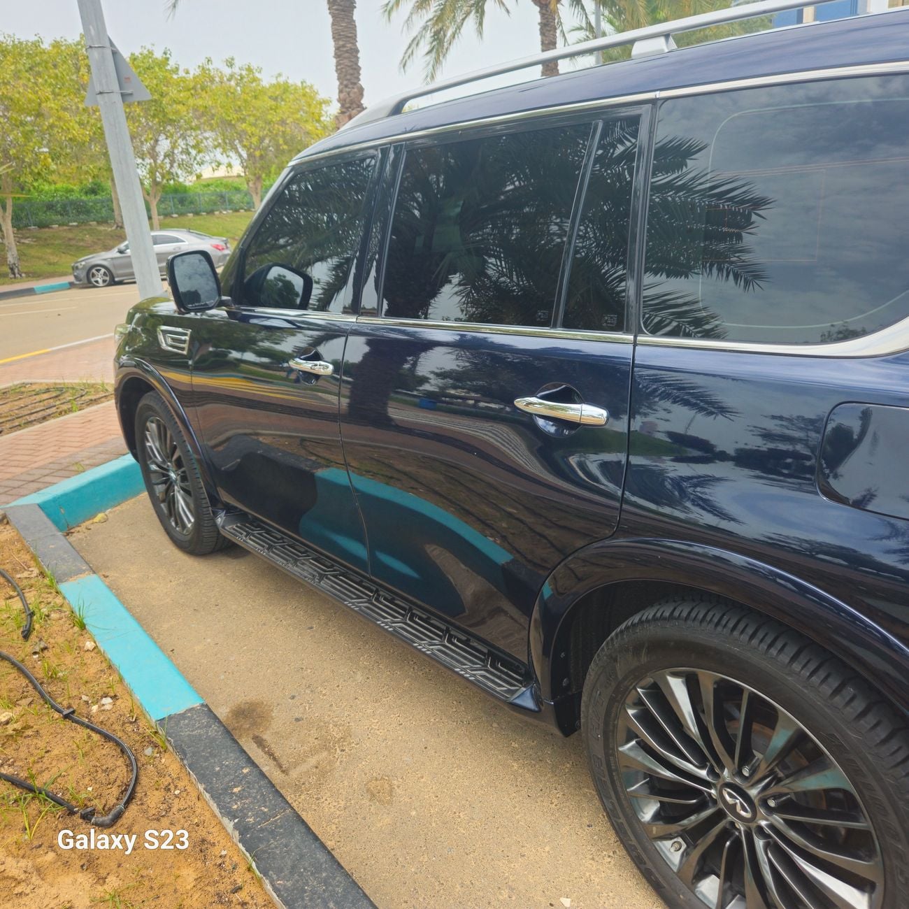 إنفينيتي QX80