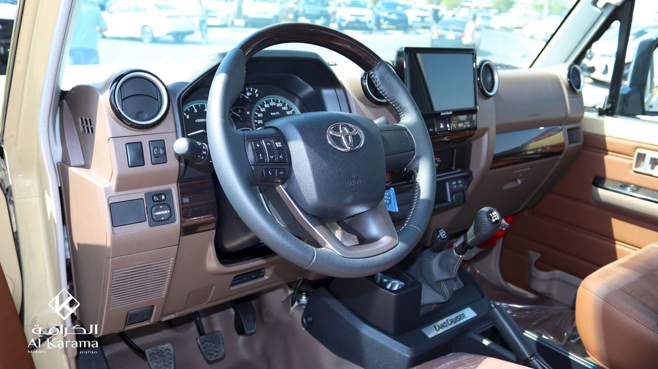 Toyota Land Cruiser Pick Up 4.0L V6 Petrol Engine, Manual Transmission, 4WD with Diff Lock