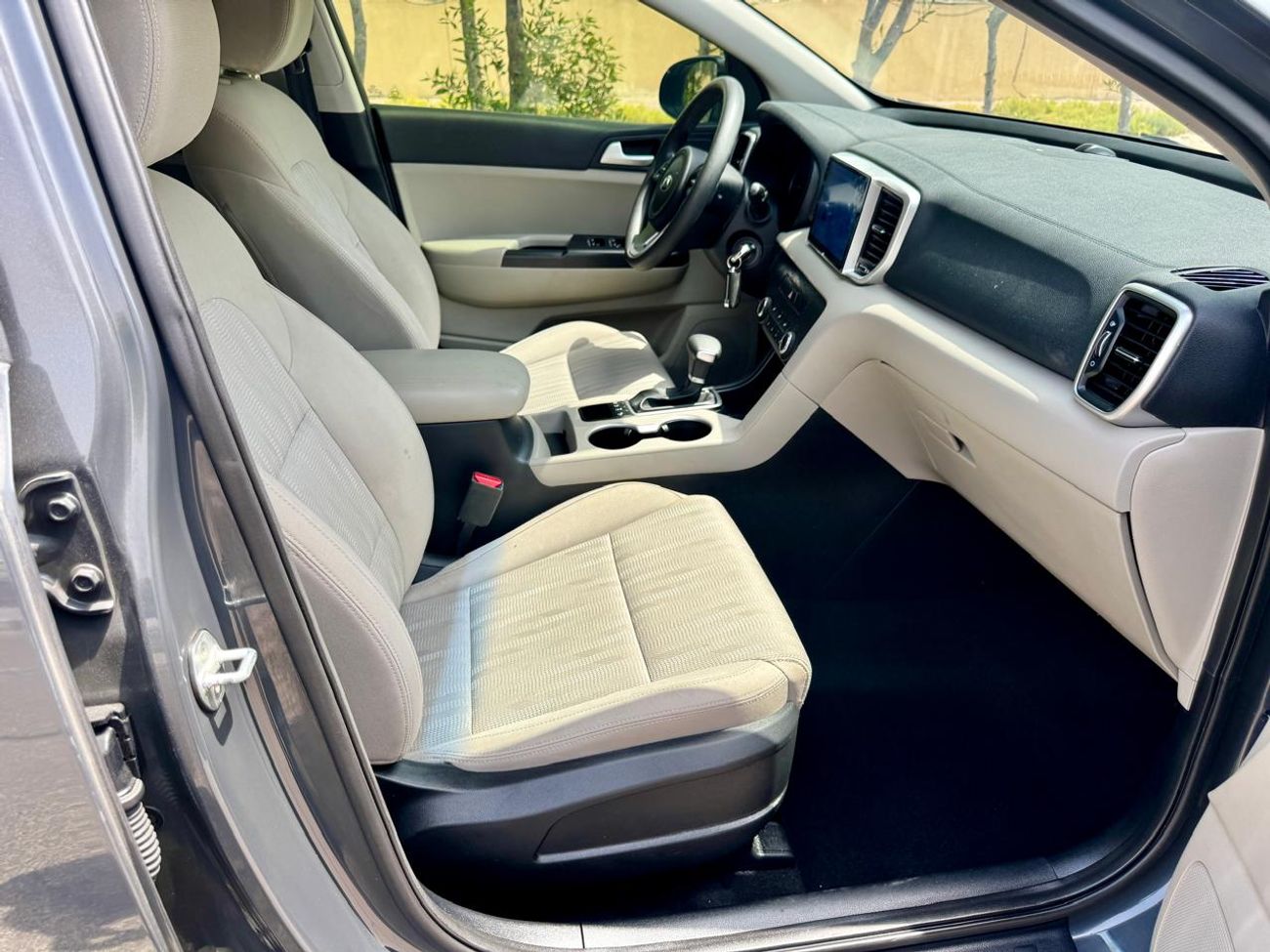 كيا سبورتيج LX 2.4L