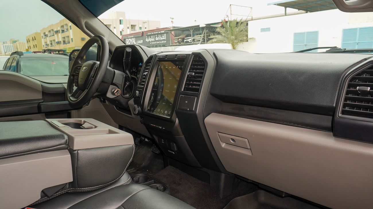 فورد F 150 ROUSH CHARGED  V8