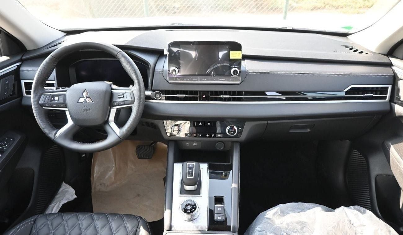 ميتسوبيشي آوتلاندر MITSUBISHI OUTLANDER 2.5L 4WD 7SEATER AT LIMITED EDITION (MY 2024)