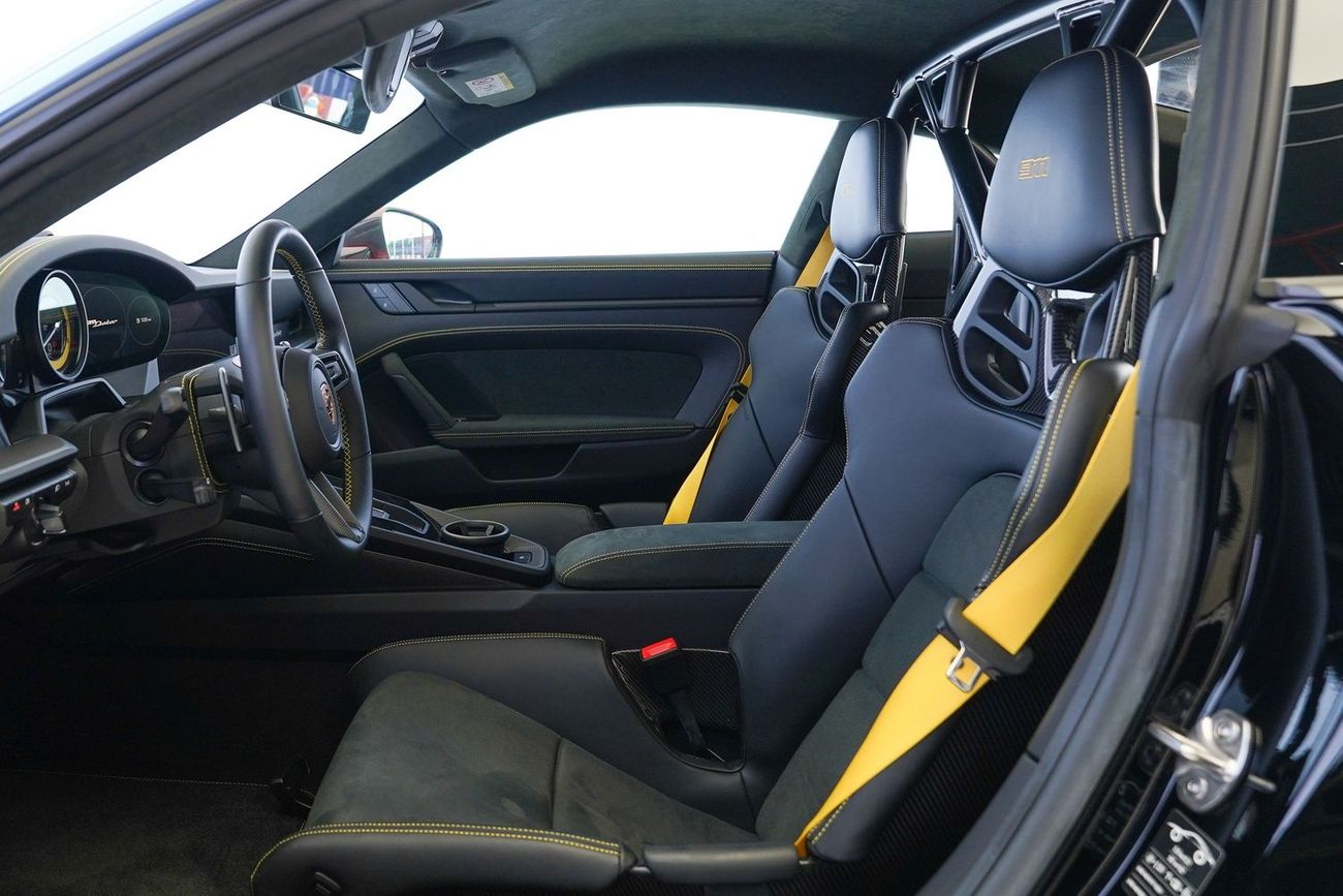 Porsche 911 Dakar 3.0L (475 HP) Coupe