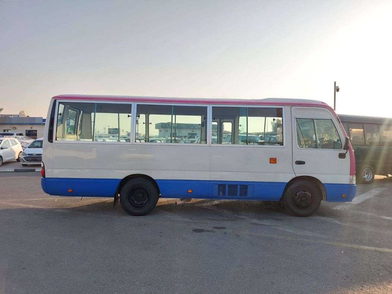 تويوتا كوستر TOYOTA COASTER BUS RHD 2011 MODEL 4.0 L DIESEL AUTOMATIC(PM02142)