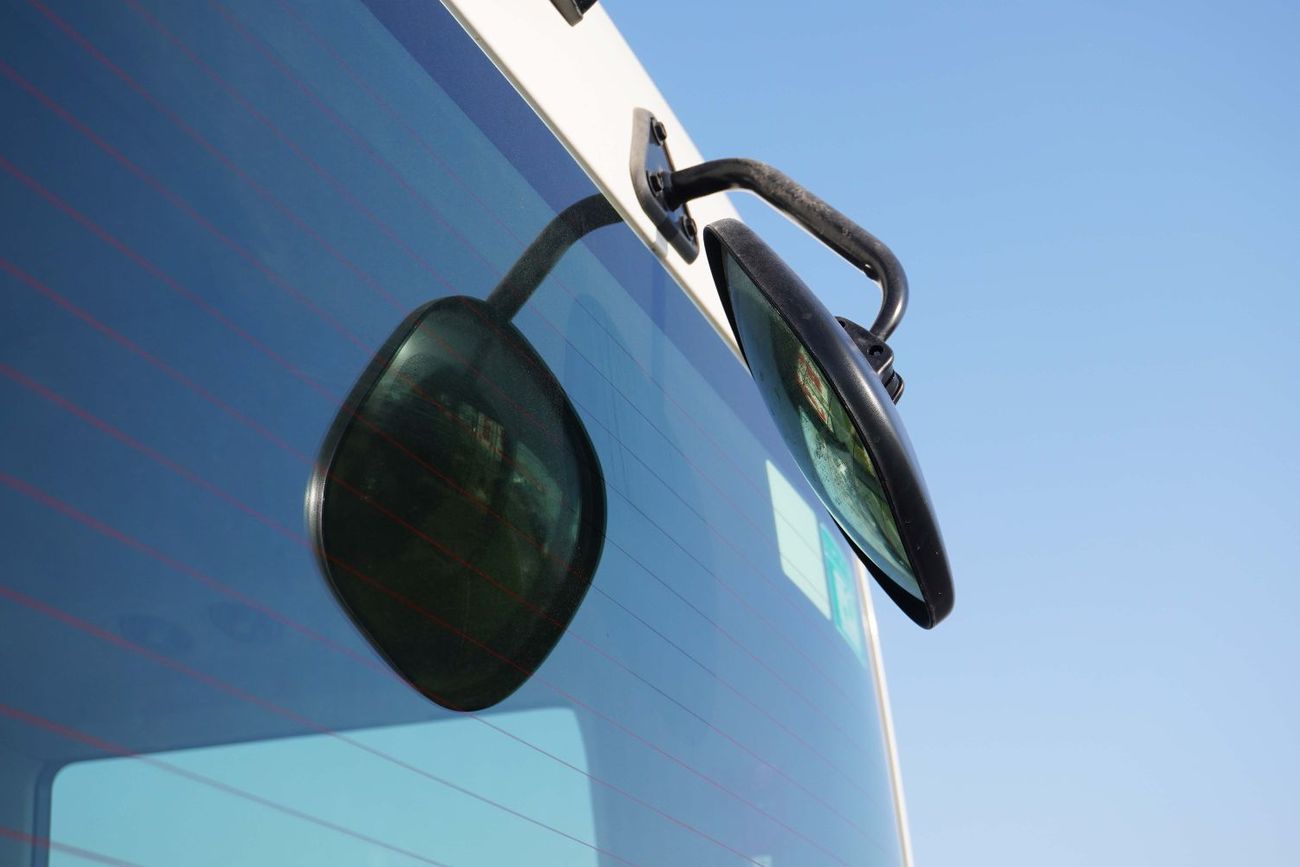 Toyota Coaster 4.0L DSL (23 STR, 2P SEAT BELT)