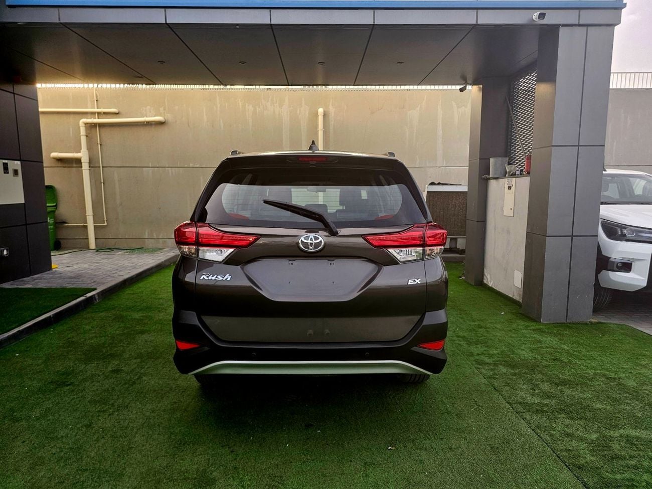 تويوتا راش EX/ PASSENGER 7 SEATS/ LOW MILEAGE