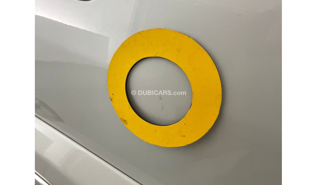 ميتسوبيشي باجيرو GLS Midline